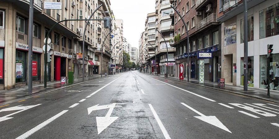 Gran vía de Murcia Gran Vía de Murcia vacía.