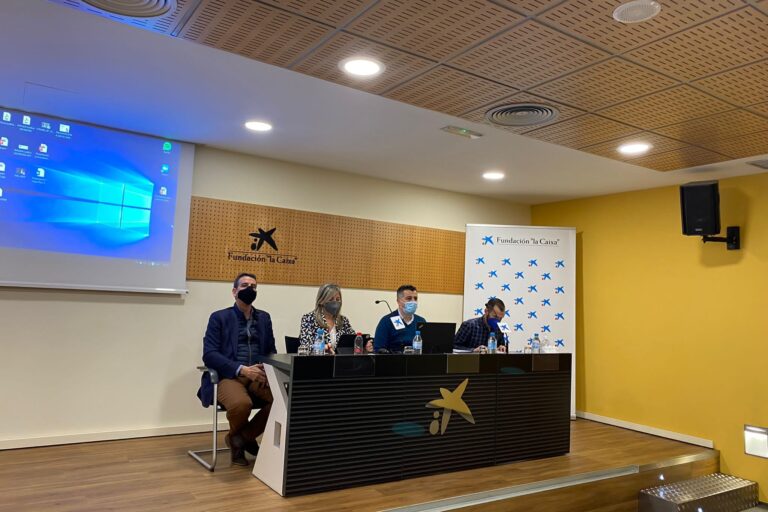 Taller-Autoempleo 2021-12-16 at 12.06.30 Taller autoempleo con la Caixa