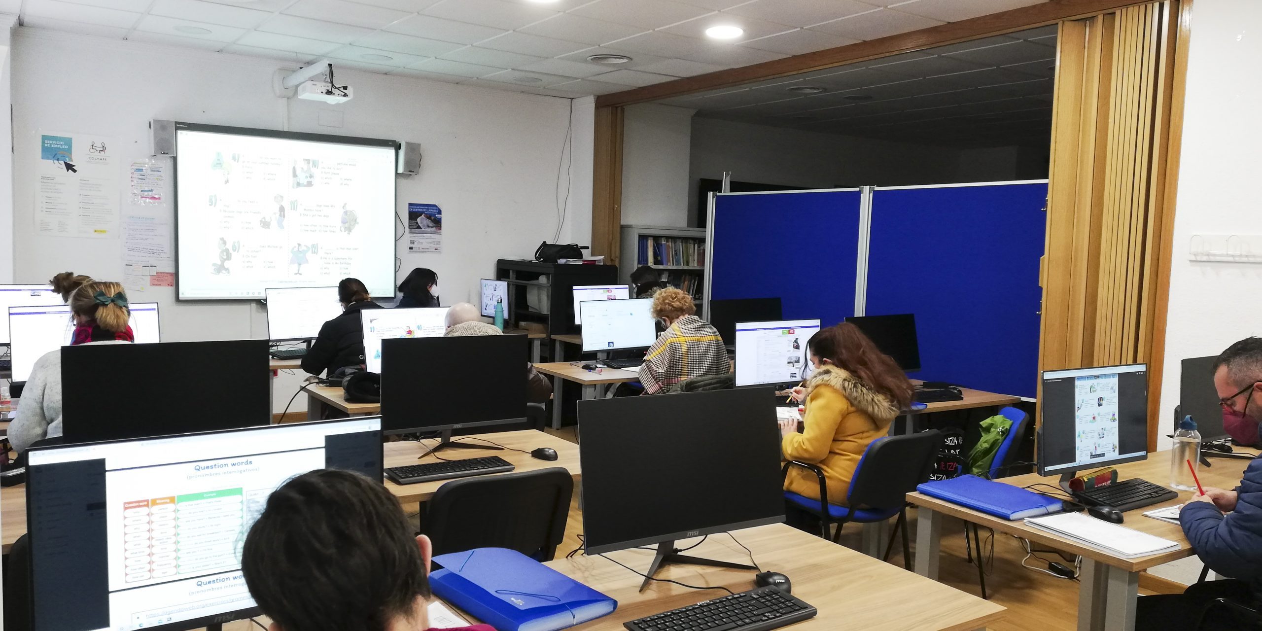 Alumnos formándose PROGRAMA POISES