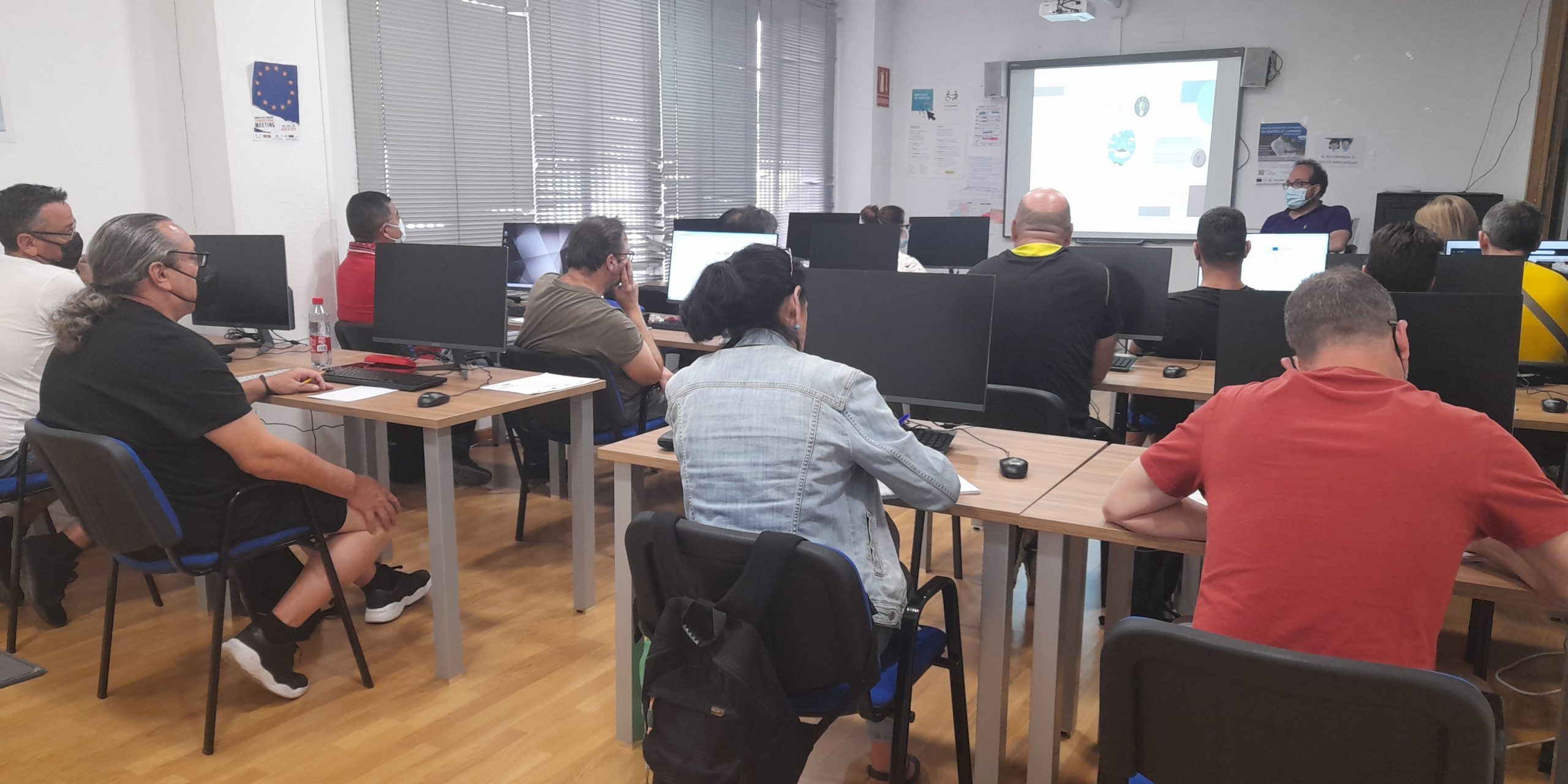 Curso inglés y responsable control accesos FAMDIF. Curso inglés y responsable control accesos FAMDIF.