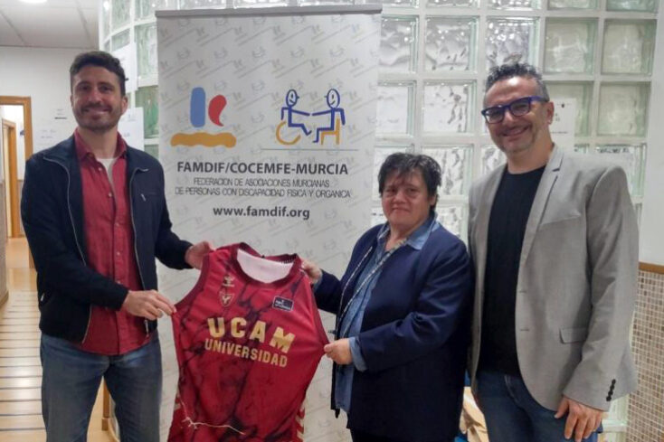 agencia-n7-colaboracion-ucam-murcia-baloncesto-camiseta-asociacion-famdif agencia-n7-colaboracion-ucam-murcia-baloncesto-camiseta-asociacion-famdif