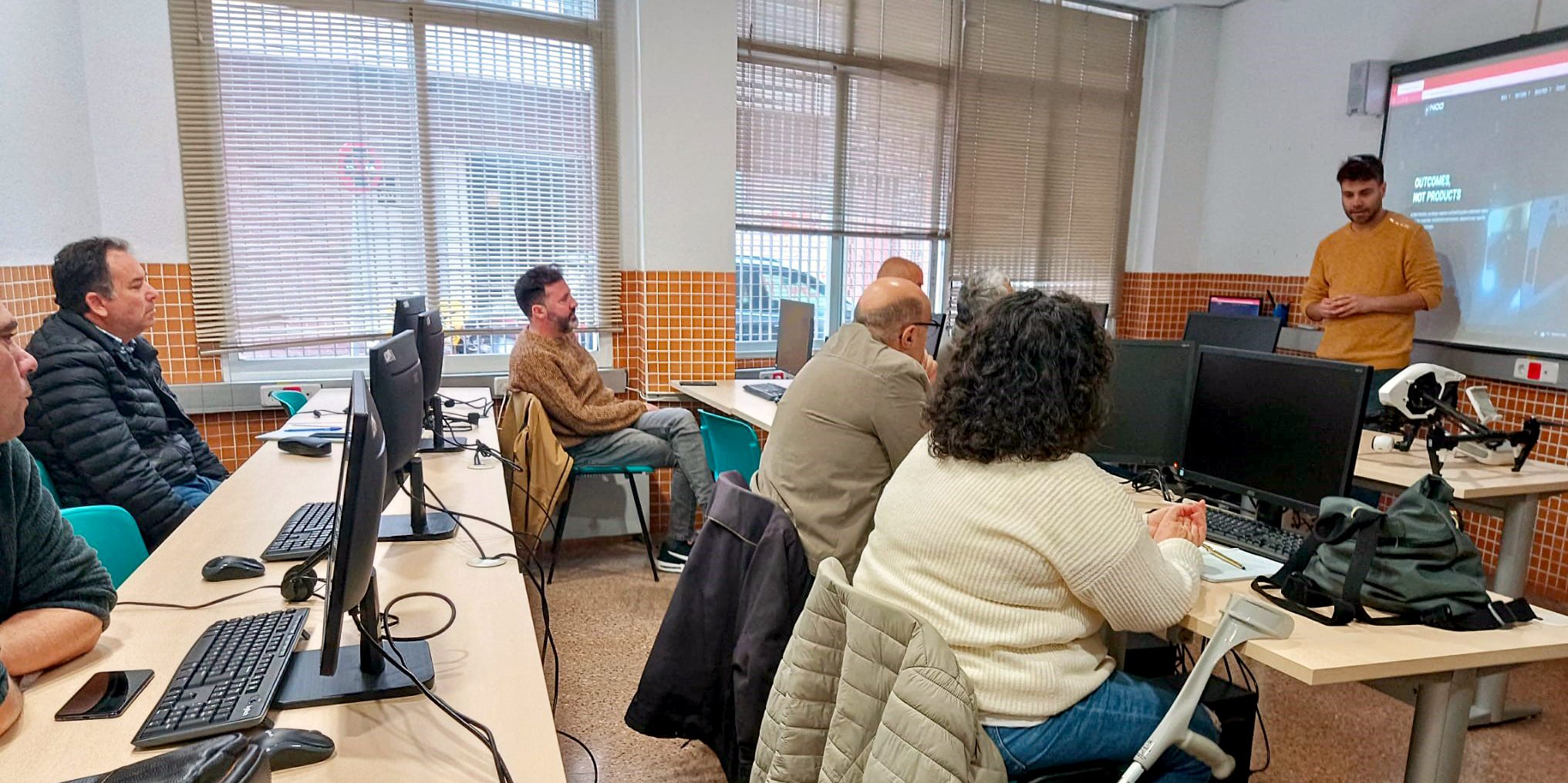 curso-drones-famdif-revoluciona-aesa-desempleados-discapacidad-fisica-organica curso-drones-famdif-revoluciona-aesa-desempleados-discapacidad-fisica-organica