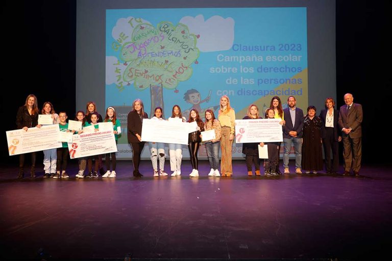 Todos_premiadosB Clausura sensibilización escolar FAMDIF