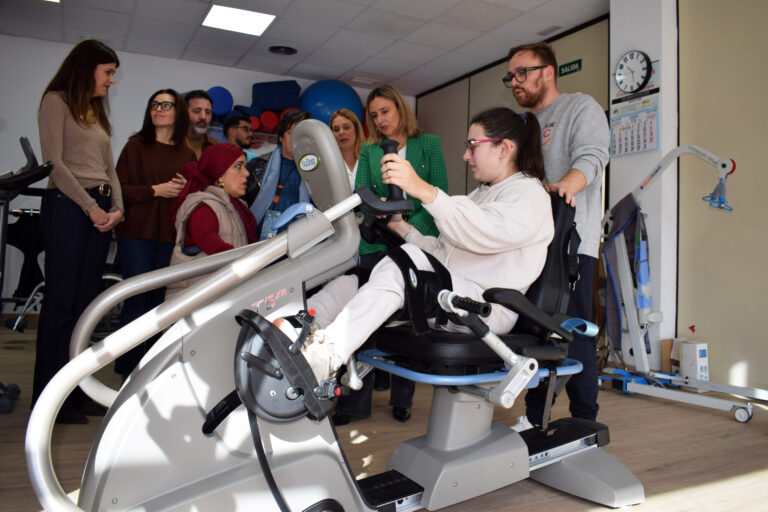 centro de día rehabilitación nuevo equipamiento para rehabilitación del centro de día