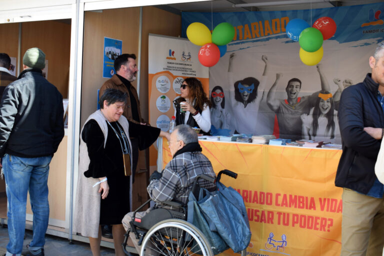 XXIV MUESTRA VOLUNTARIADO (1) feria voluntariado ucam 2025